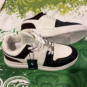 AXL Axels Edition Conzuri Effect 2022 black and white with 2.5” boost